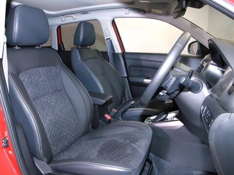 Suzuki Vitara 1.5 Hybrid Ultra ALLGRIP 5dr AGS 19