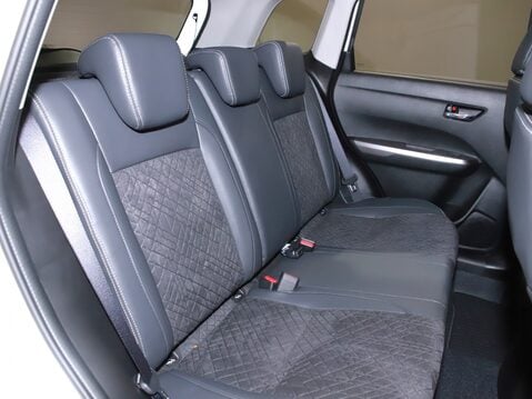 Suzuki Vitara 1.5 Hybrid Ultra ALLGRIP 5dr AGS 32