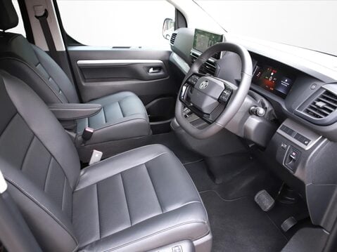 Vauxhall Vivaro Life 100kW Ultimate XL 75kWh 5dr Auto 15