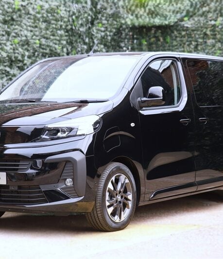 Vauxhall Vivaro Life 100kW Ultimate XL 75kWh 5dr Auto