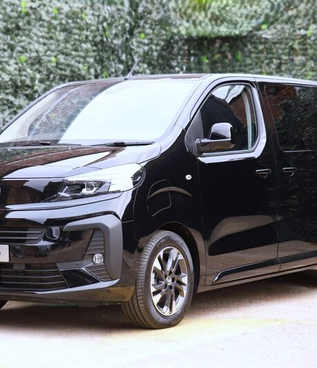 Vauxhall Vivaro Life 100kW Ultimate XL 75kWh 5dr Auto