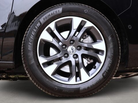 Vauxhall Vivaro Life 100kW Ultimate XL 75kWh 5dr Auto 11