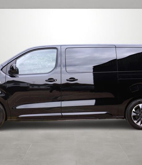 Vauxhall Vivaro Life 100kW Ultimate XL 75kWh 5dr Auto