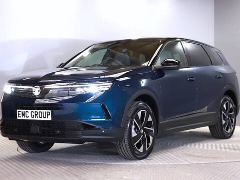 Vauxhall Grandland 1.2 Hybrid [136] Ultimate 5dr e-DCT6 [Fixed Roof] 6