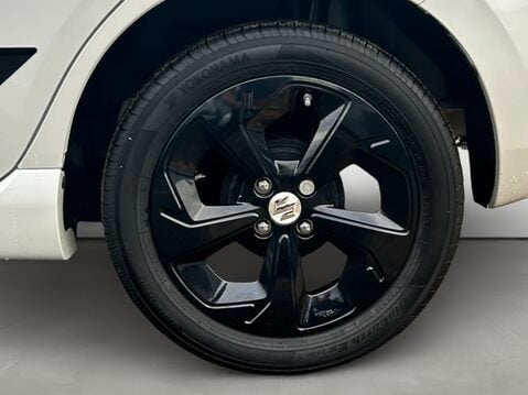 Suzuki Swift 1.2 Mild Hybrid Motion 5dr 14
