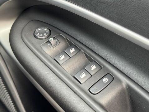 Jeep Avenger 115kW Summit 54kWh 5dr Auto 34