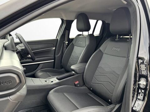 Jeep Avenger 115kW Summit 54kWh 5dr Auto 19