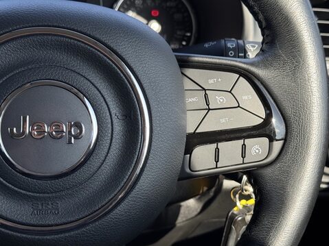 Jeep Renegade 1.0 T3 GSE Night Eagle II 5dr 29