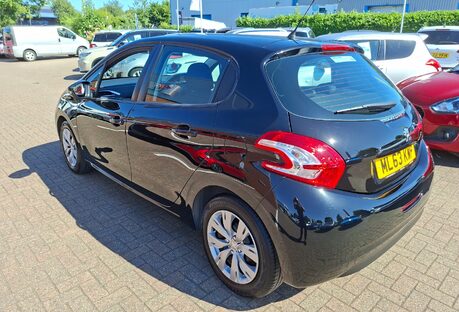 Peugeot 208 1.2 VTi Access+ 5dr