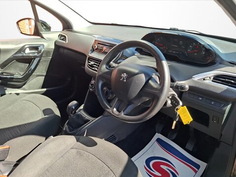 Peugeot 208 1.2 VTi Access+ 5dr 14