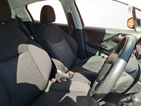 Peugeot 208 1.2 VTi Access+ 5dr 15