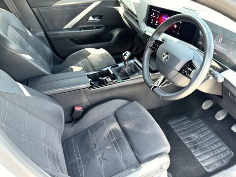 Vauxhall Astra 1.2 Turbo 130 Ultimate 5dr 19