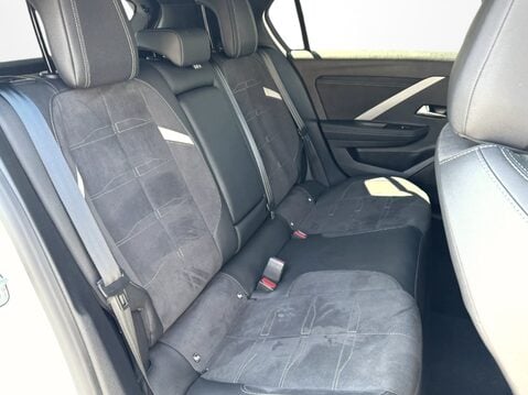 Vauxhall Astra 1.2 Turbo 130 Ultimate 5dr 31