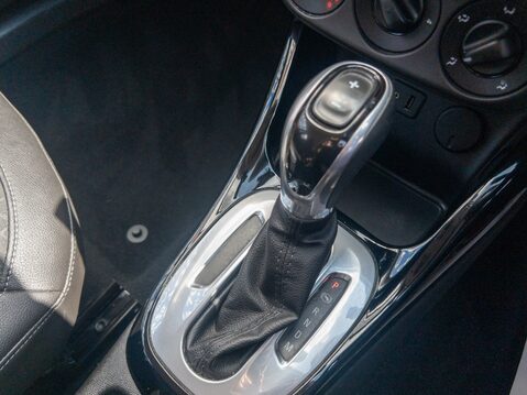 Vauxhall Corsa 1.4 SE 5dr Auto 37