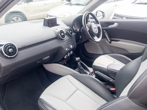 Audi A1 1.4 TFSI Sport 3dr S Tronic 2