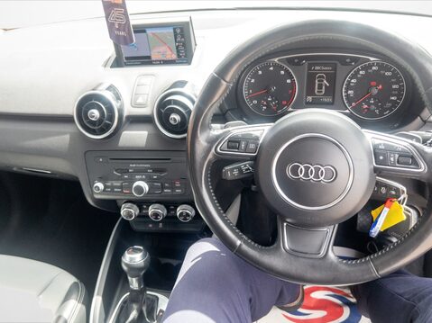 Audi A1 1.4 TFSI Sport 3dr S Tronic 14