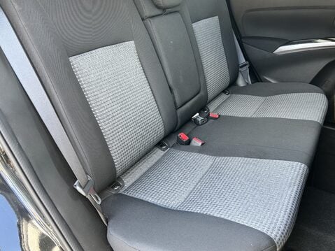 Suzuki S-Cross 1.4 Boosterjet 48V Hybrid Motion 5dr 32