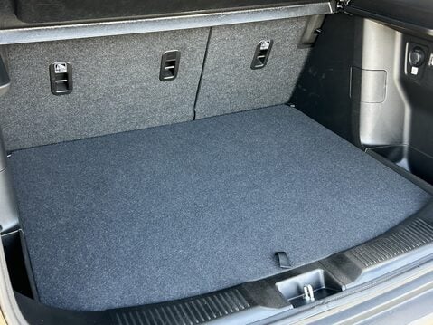Suzuki S-Cross 1.4 Boosterjet 48V Hybrid Motion 5dr 37