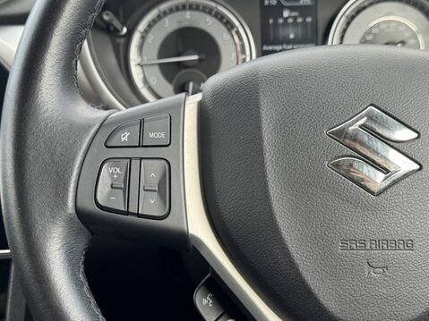 Suzuki Vitara 1.0 Boosterjet SZ-T 5dr 26