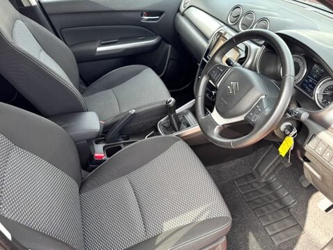 Suzuki Vitara 1.0 Boosterjet SZ-T 5dr 19