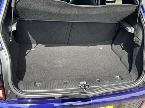 Renault Twingo 0.9 TCE Iconic 5dr Auto 25