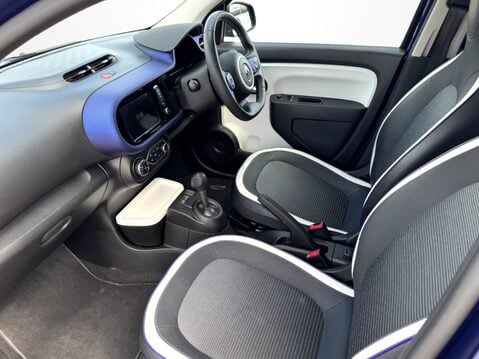Renault Twingo 0.9 TCE Iconic 5dr Auto 2