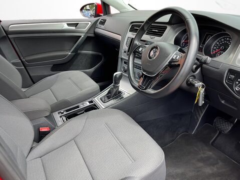 Volkswagen Golf 1.4 TSI Match 5dr DSG 17