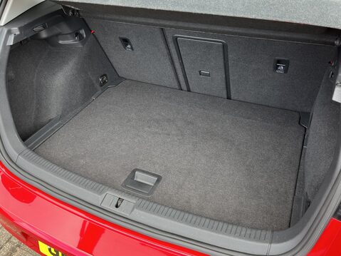 Volkswagen Golf 1.4 TSI Match 5dr DSG 37