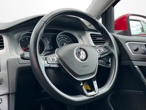 Volkswagen Golf 1.4 TSI Match 5dr DSG 21