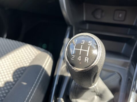 Suzuki Vitara 1.6 SZ-T Kuro 5dr 21