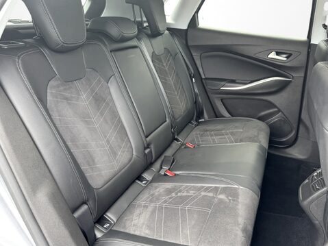 Vauxhall Grandland 1.2 Turbo Ultimate 5dr 33
