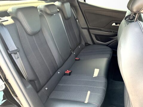 Vauxhall Mokka 1.2 Turbo 100 SRi Nav Premium 5dr 33