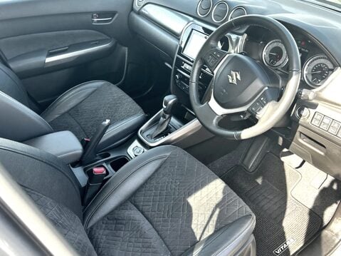 Suzuki Vitara 1.5 Hybrid SZ5 ALLGRIP 5dr AGS 19