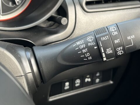 Suzuki Swift 1.2 Dualjet 83 12V Hybrid SZ5 5dr Auto 26