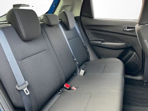 Suzuki Swift 1.2 Dualjet 83 12V Hybrid SZ5 5dr Auto 35