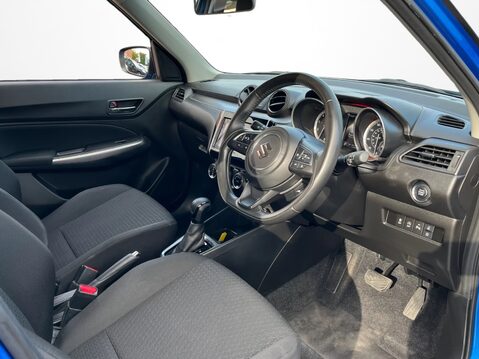 Suzuki Swift 1.2 Dualjet 83 12V Hybrid SZ5 5dr Auto 13