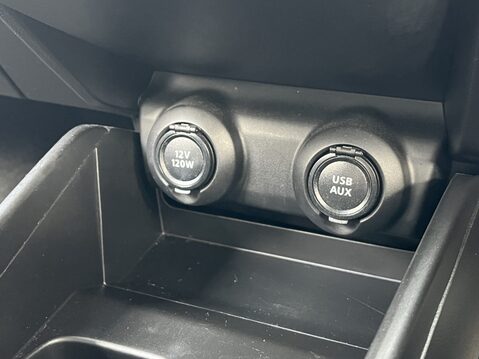 Suzuki Swift 1.2 Dualjet 83 12V Hybrid SZ5 5dr Auto 32