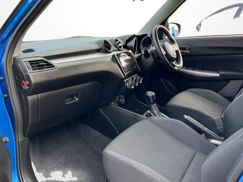 Suzuki Swift 1.2 Dualjet 83 12V Hybrid SZ5 5dr Auto 2