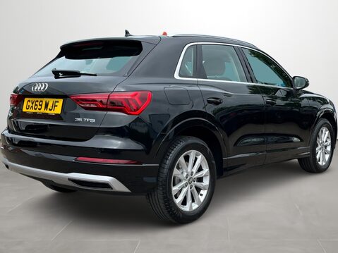Audi Q3 35 TFSI Sport 5dr 9
