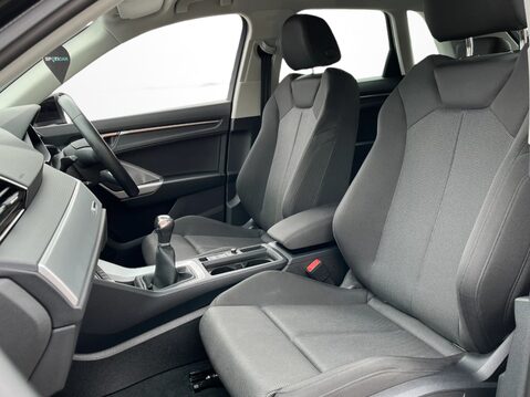 Audi Q3 35 TFSI Sport 5dr 15