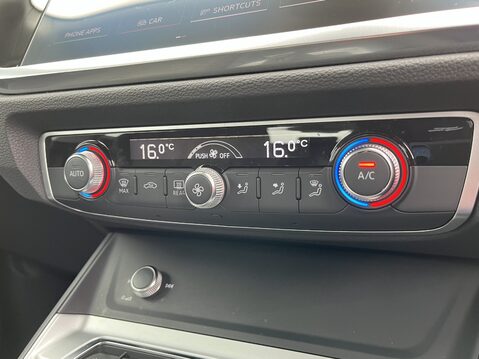 Audi Q3 35 TFSI Sport 5dr 31