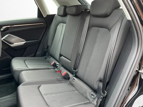 Audi Q3 35 TFSI Sport 5dr 10