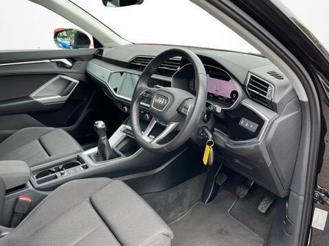 Audi Q3 35 TFSI Sport 5dr 13