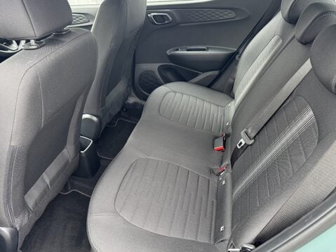 Hyundai i10 1.0 Advance 5dr 32