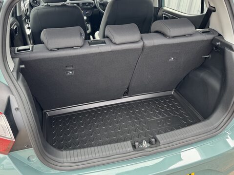 Hyundai i10 1.0 Advance 5dr 34