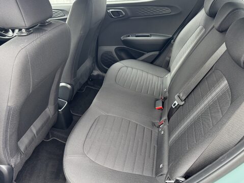 Hyundai i10 1.0 Advance 5dr 32