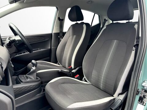 Hyundai i10 1.0 Advance 5dr 18