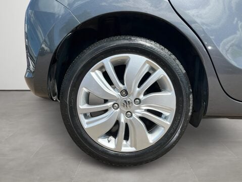 Suzuki Swift 1.0 Boosterjet SZ-T 5dr 11