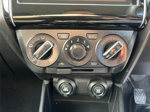 Suzuki Swift 1.0 Boosterjet SZ-T 5dr 27