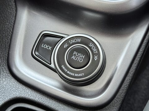 Suzuki Vitara 1.4 Boosterjet 48V Hybrid SZ5 ALLGRIP 5dr 27
